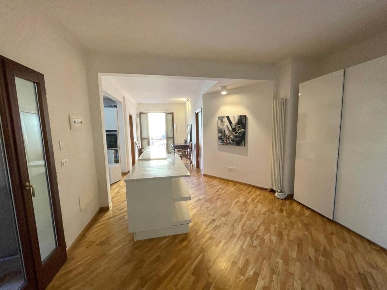 Loft Del Pratello Apartman Bologna Kültér fotó