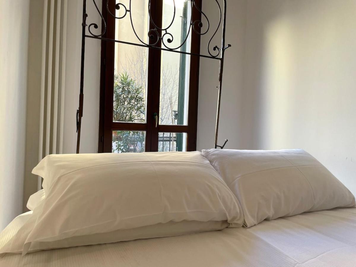 Loft Del Pratello Apartman Bologna Kültér fotó