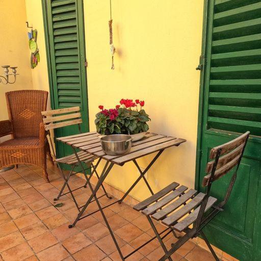 Loft Del Pratello Apartman Bologna Kültér fotó