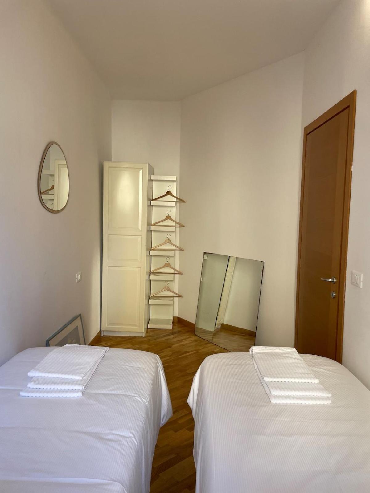 Loft Del Pratello Apartman Bologna Kültér fotó
